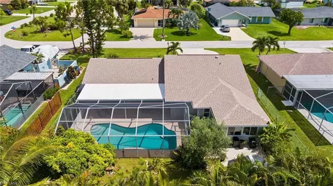 6061 Perthshire Ln, Fort Myers, FL 33908