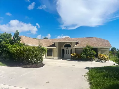9869 Treasure Cay Ln, Bonita Springs, FL 34135