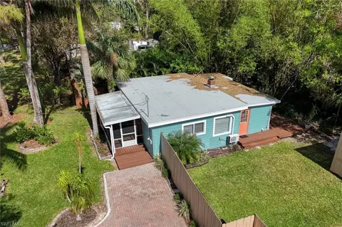 27717 Michigan St, Bonita Springs, FL 34135