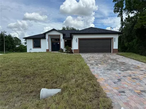 4306 32nd St SW, Lehigh Acres, FL 33976