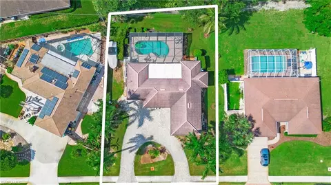 View/Area - 560 Cypress Way E, Naples, FL 34110 photo 2 of 2