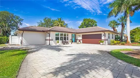 Exterior - 560 Cypress Way E, Naples, FL 34110 photo 10 of 10