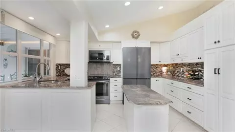 Kitchen - 560 Cypress Way E, Naples, FL 34110 photo 6 of 6