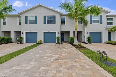15507 Wildflower Cir, Naples, FL 34119