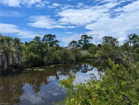 1212 NW 16th Pl, Cape Coral, FL 33993