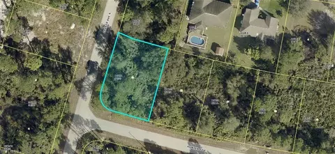 1017 Hunter St E, Lehigh Acres, FL 33974