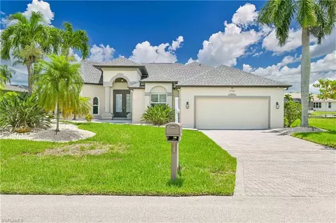 2700 SW 36th Ln, Cape Coral, FL 33914