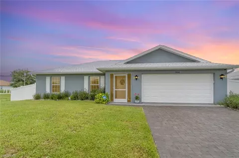 2804 NE 2nd Pl, Cape Coral, FL 33909