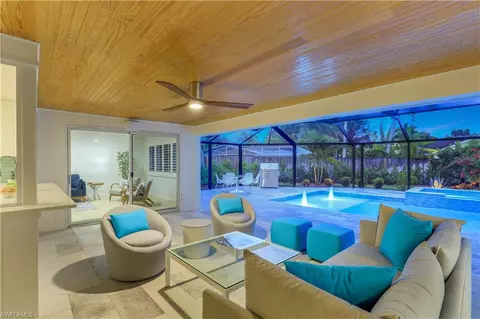 696 Regatta Ct, Naples, FL 34103 photo 6