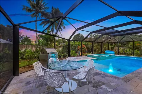 696 Regatta Ct, Naples, FL 34103 photo 5