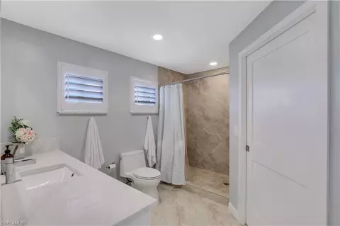 696 Regatta Ct, Naples, FL 34103 photo 22