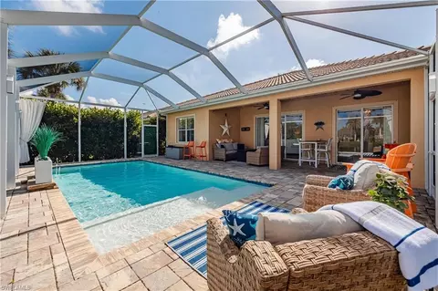 14321 Manchester Dr, Naples, FL 34114