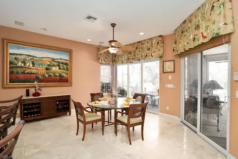 732 Courtside Dr, Naples, FL 34105 photo 5