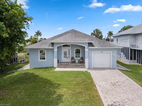 191 Tahiti Cir, Naples, FL 34113 photo 4