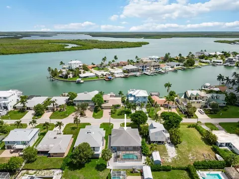 191 Tahiti Cir, Naples, FL 34113 photo 21