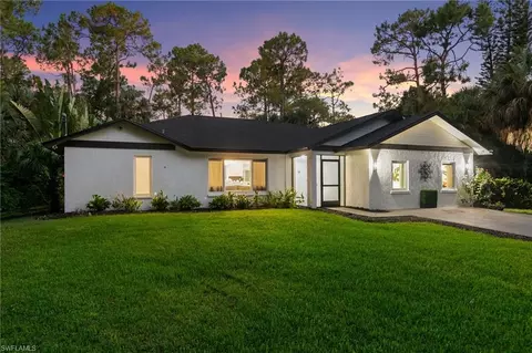 5260 Hawthorn Woods Way, Naples, FL 34116