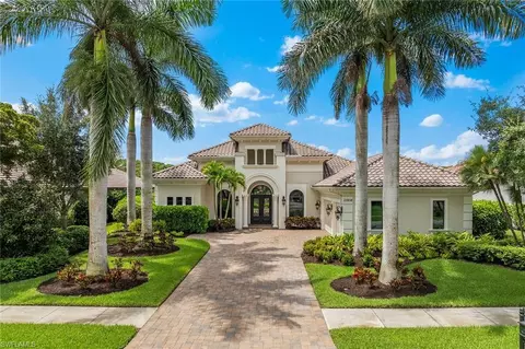 11916 Hedgestone Ct, Naples, FL 34120
