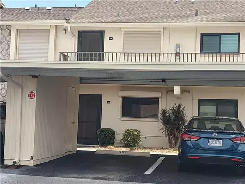 511 SE 43rd St #104, Cape Coral, FL 33904