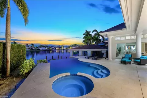 255 Bay Pt, Naples, FL 34103 photo 29