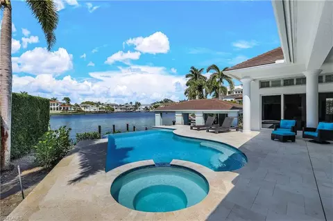 255 Bay Pt, Naples, FL 34103 photo 35