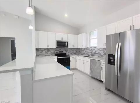 607 Marcella Ave, Labelle, FL 33935 photo 5