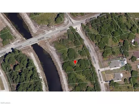 414 Pauline Ave, Lehigh Acres, FL 33974