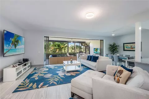 52 Cypress View Dr #D-52, Naples, FL 34113