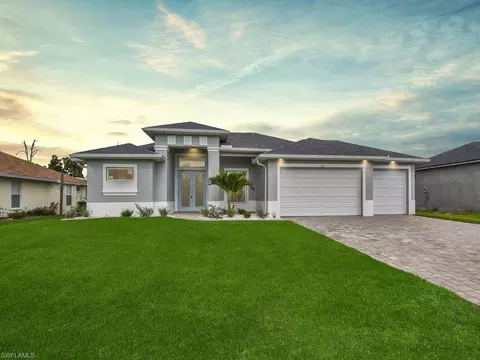 287 Mariner Ln, Rotonda West, FL 33947