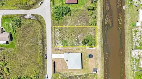 380 Pauline Ave, Lehigh Acres, FL 33974