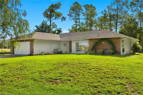 730 25th St NW, Naples, FL 34120