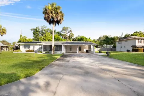 27584 Lime St, Bonita Springs, FL 34135