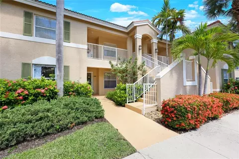 6320 Huntington Lakes Cir #103, Naples, FL 34119