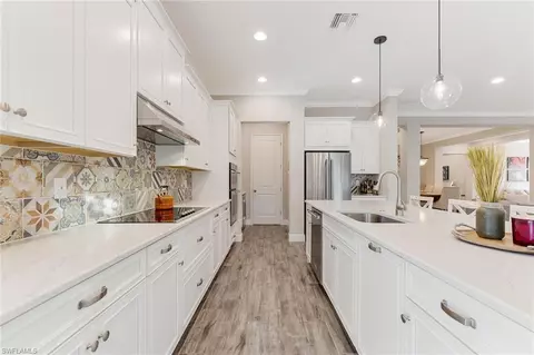 3684 Pilot Cir, Naples, FL 34120 photo 8