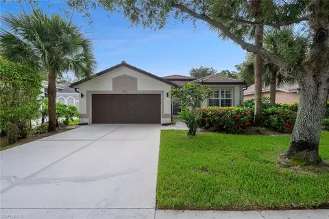 8222 Laurel Lakes Blvd, Naples, FL 34119