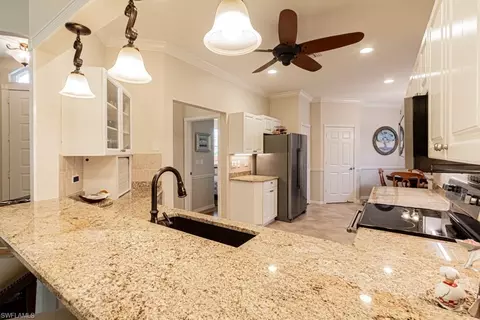 2100 Crestview Way, Naples, FL 34119 photo 16