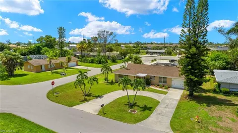 163 SW 48th Ter, Cape Coral, FL 33914