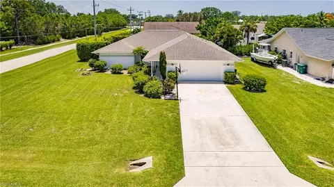 96 Wickliffe Dr, Naples, FL 34110 photo 1
