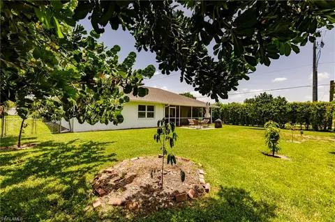 96 Wickliffe Dr, Naples, FL 34110 photo 40