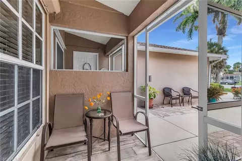 105 Tanglewood Ct, Naples, FL 34113 photo 25