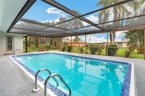 4513 SW 1st Ave, Cape Coral, FL 33914