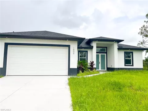 1906 Christopher Ave N, Lehigh Acres, FL 33971