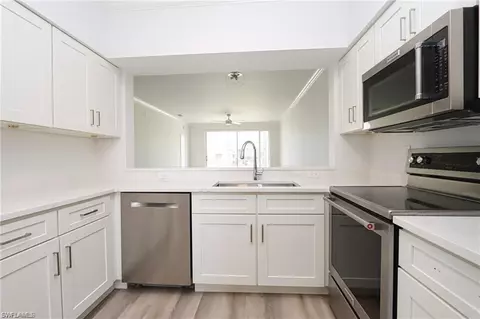 3235 Cypress Glen Way #309, Naples, FL 34109