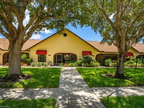10796 Regent Cir #403, Naples, FL 34109