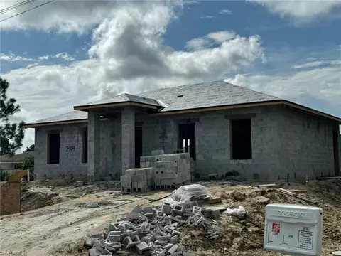2909 14th St SW, Lehigh Acres, FL 33976