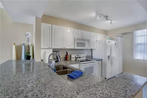 380 Seaview Ct #404, Marco Island, FL 34145