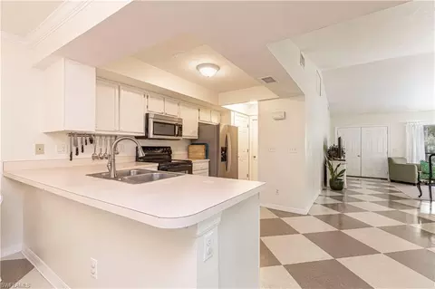 240 Mentor Dr, Naples, FL 34110 photo 9