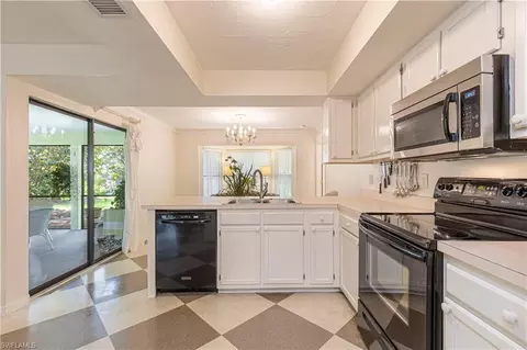 240 Mentor Dr, Naples, FL 34110 photo 7