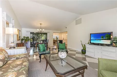 240 Mentor Dr, Naples, FL 34110 photo 5