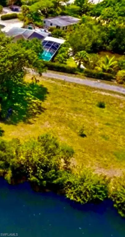 3175 Sabal Ct, Naples, FL 34112 photo 2