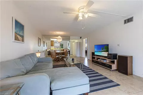 200 Valley Stream Dr #3R, Naples, FL 34113 photo 5